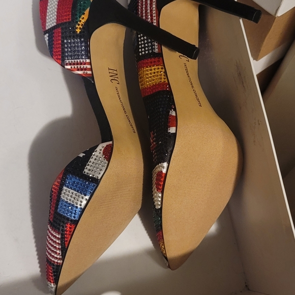 INC HEELS 6.5M - Picture 4 of 5